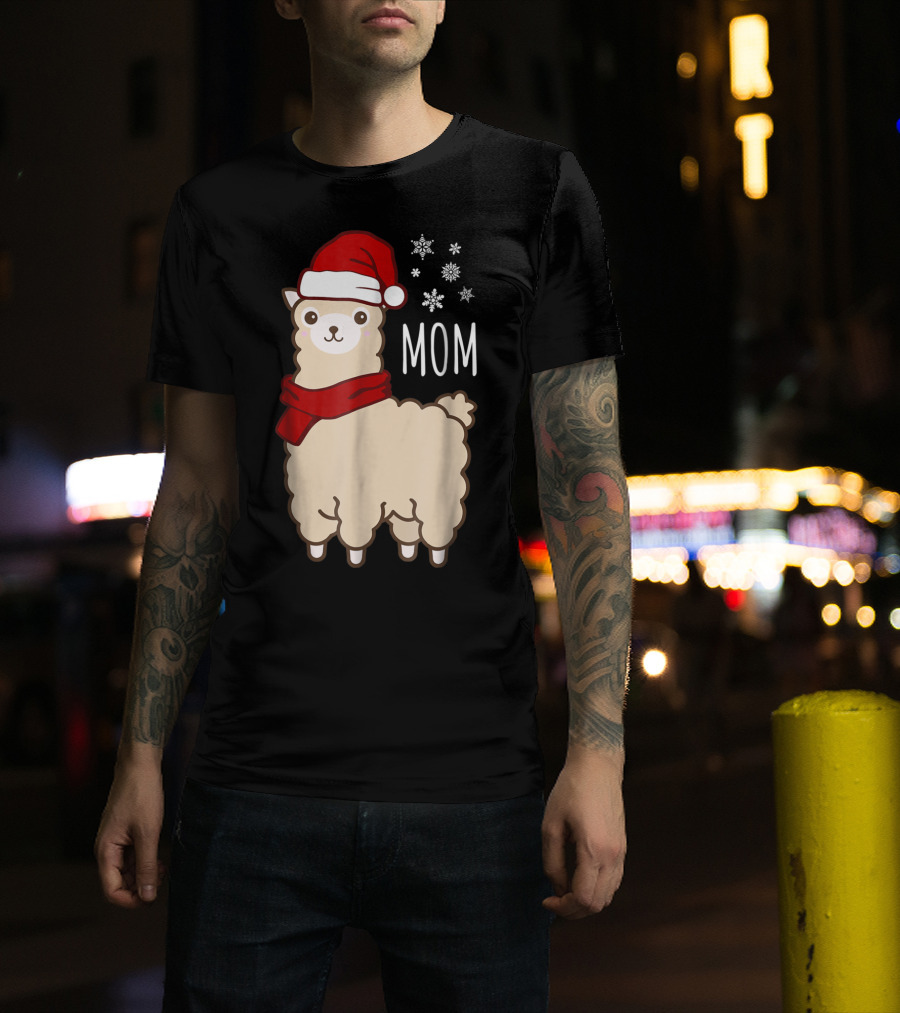 Christmas Mom Llama Cria Herd Xmas Mother Santa Hat Snowflakes T-Shirt