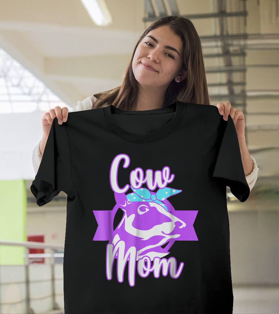 Cow Mom Crazy Cow Lady Dairy Farmer T-Shirt