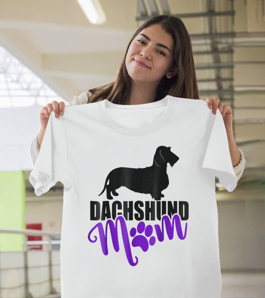 Dachshund Mom Wirehair Paw T-Shirt