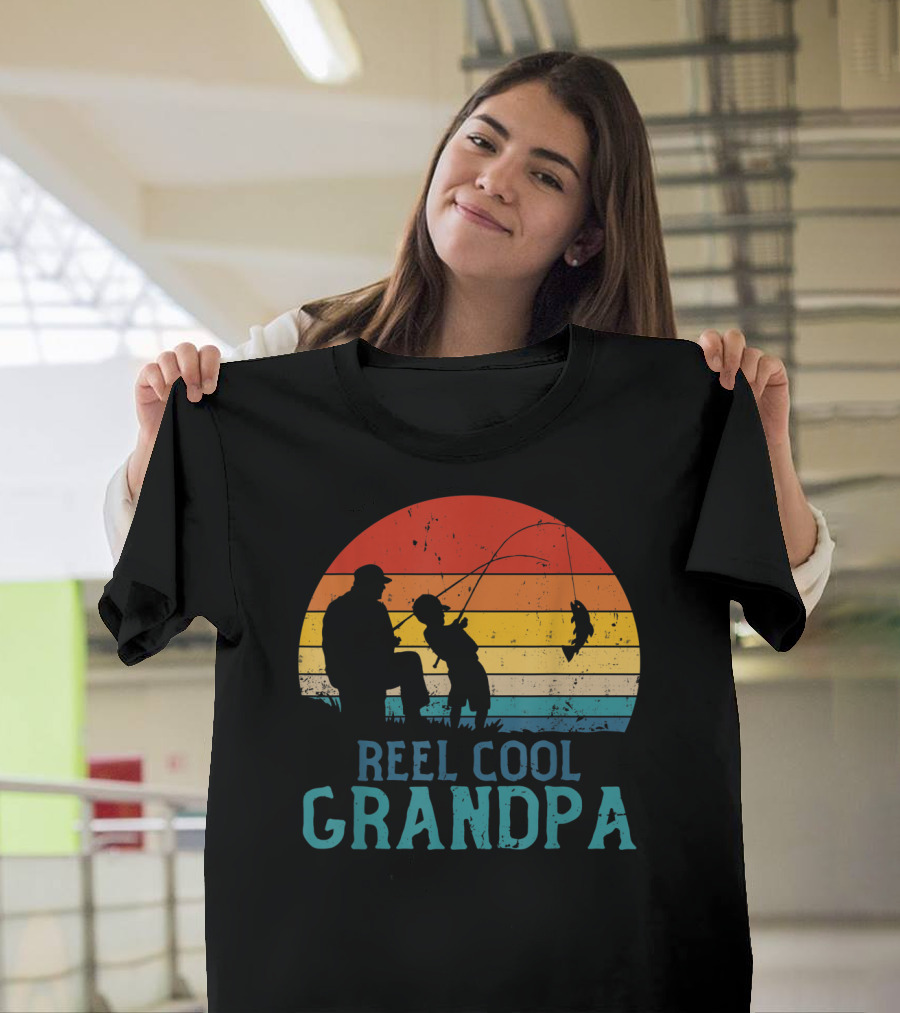 Reel Cool Grandpa Fishing Father's Day Grandfather Retro Sunset T-Shirt