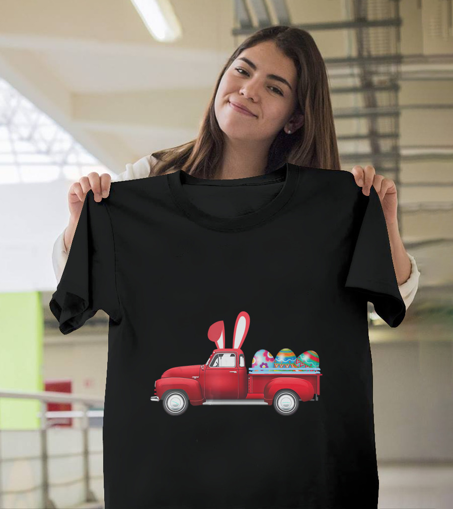Happy Easter Vintage Truck Bunny Ears Hunting Eggs T-Shirt