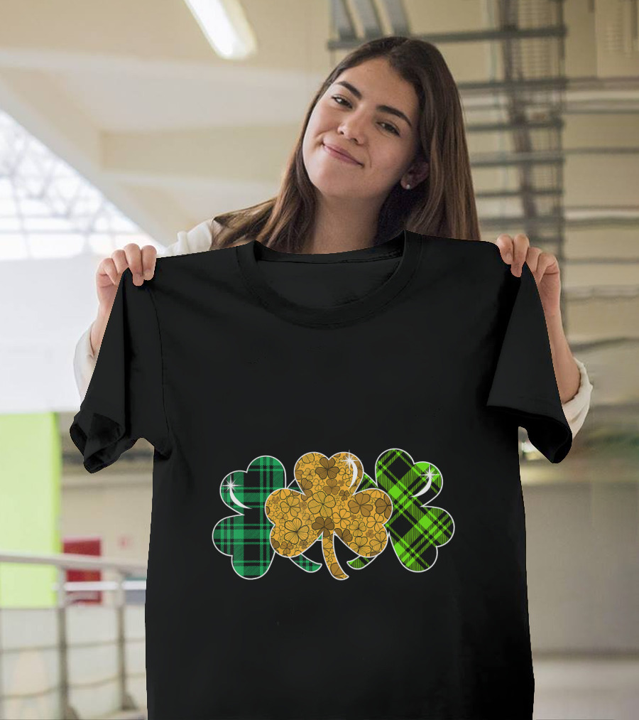 St Patrick's Day Cute Shamrocks Plaid Irish T-Shirt