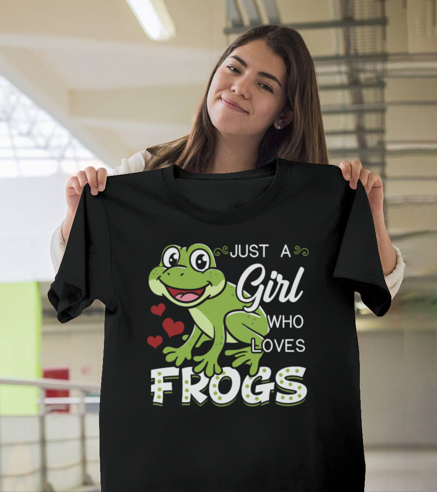 Just A Girl Who Loves Frogs With Hearts T-Shirt