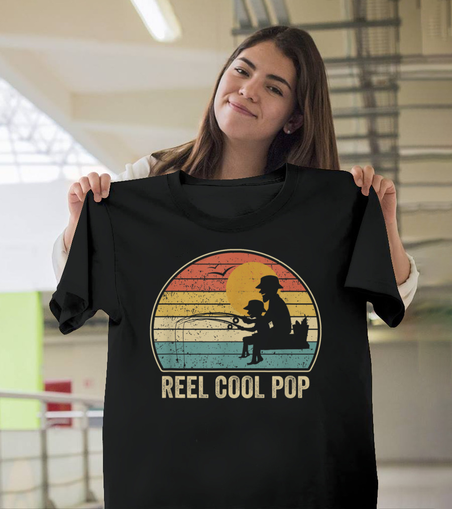 Reel Cool Pop Vintage Fisherman Father's Day Retro Sunset Fishing T-Shirt