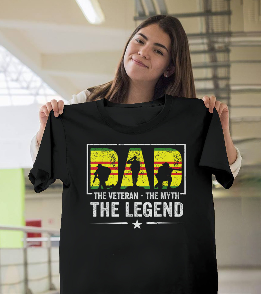 Dad Vietnam Veteran Myth Legend Silhouette Star Stripes T-Shirt