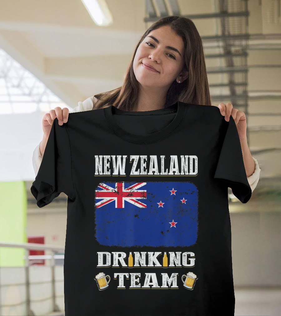 New Zealand Drinking Team Funny Beer with Flag and Beer Mugs T-Shirt