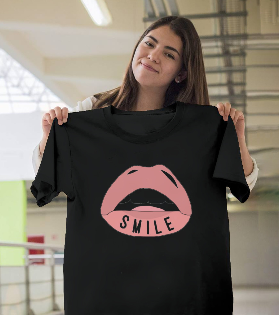 Smile and Be Happy Dusty Pink Lips T-Shirt