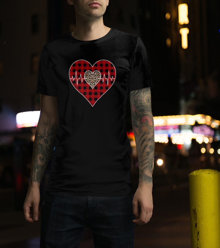 Women’s Red Plaid Leopard Heartbeat Print T-Shirt