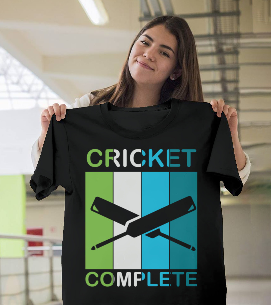 CRICKET COMPLETE Bat and Stumps Icon Green Blue White Stripes T-Shirt