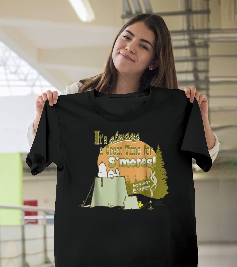 It's Always a Great Time for S'mores Toasty Sweet Day or Night Snoopy Peanuts T-Shirt
