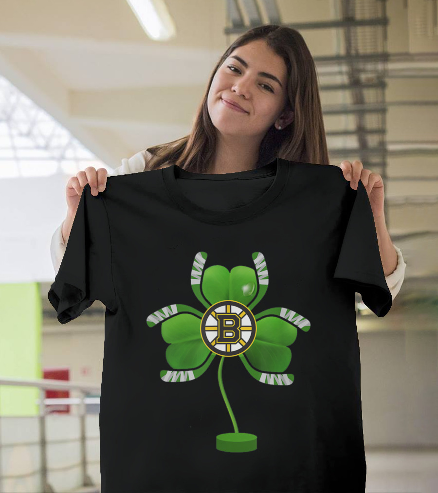 St Patrick Day Irish Shamrock Boston Hockey Bruins Tree T-Shirt