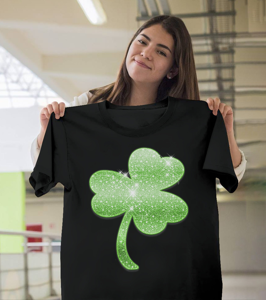 St Patrick's Day Shamrock Green Glitter Sparkle Look T-Shirt