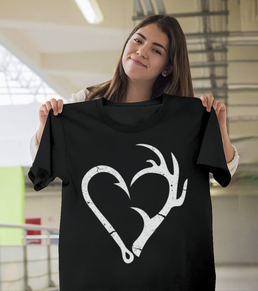 Heart Shaped Fishing Hunting Hook Antler T-Shirt