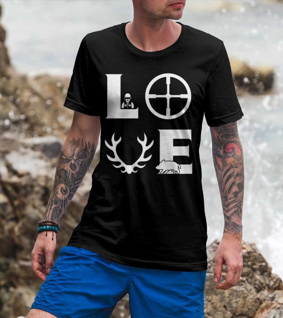 LOVE Hunting Scope Deer Antlers Wild Boar T-Shirt