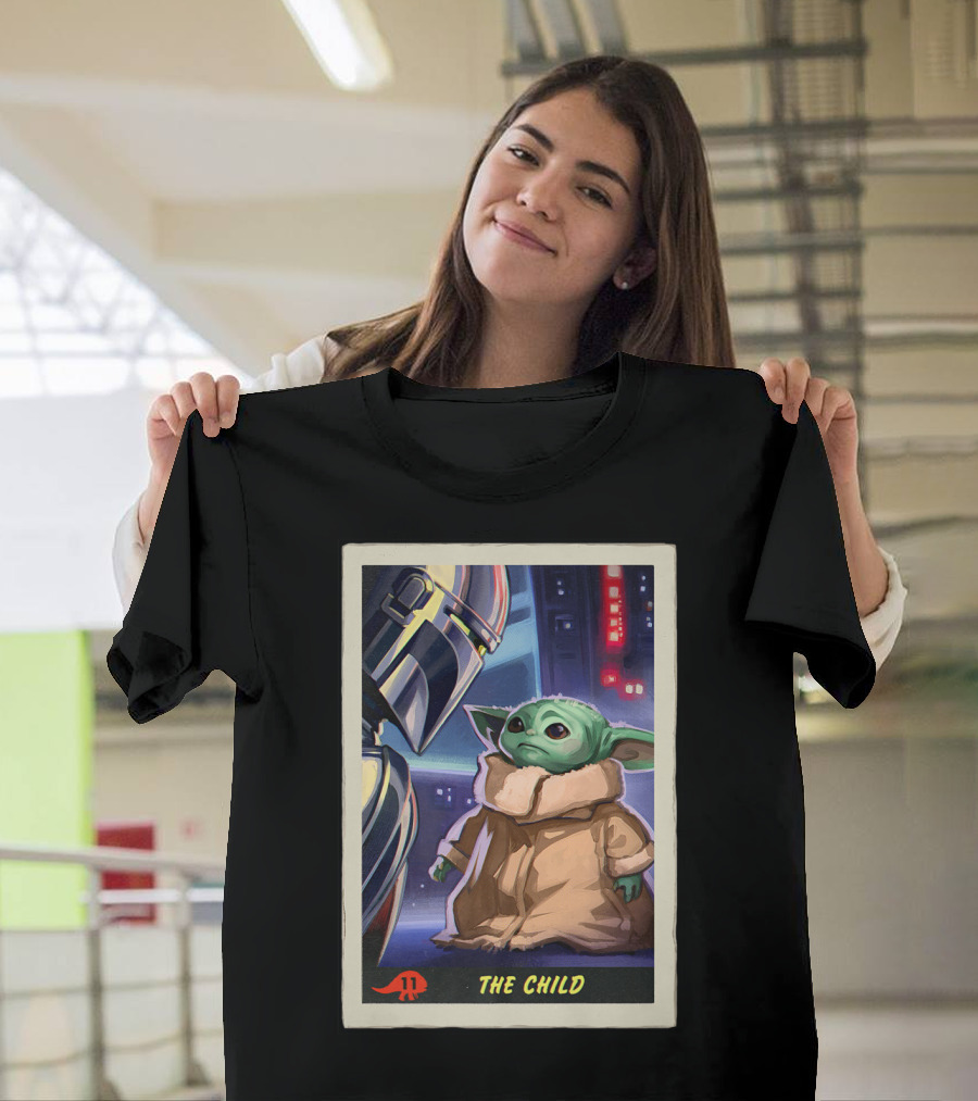 Star Wars The Mandalorian The Child Trading Card Encounter with Helmeted Protector T-Shirt