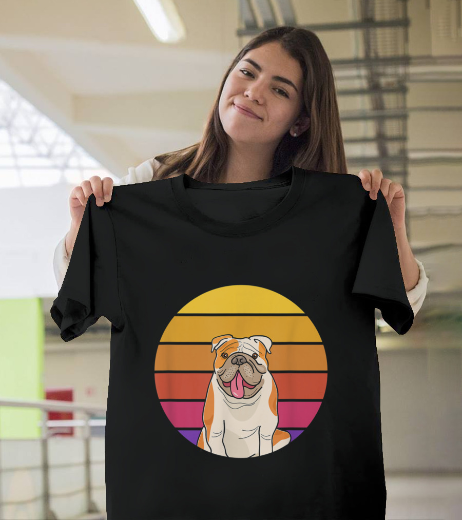Cute Funny Retro English Bulldog With A Smile Vintage Sunset Stripes T-Shirt