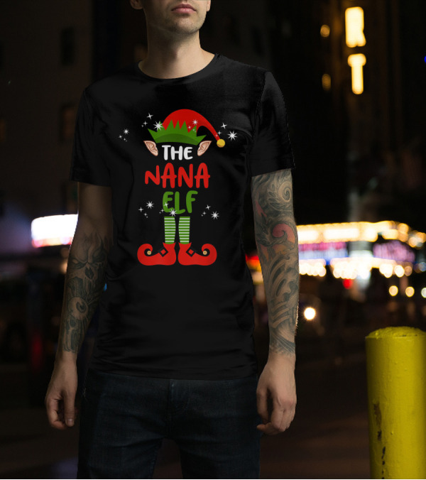 THE NANA ELF Christmas Red And Green Festive Elf Hat And Shoes T-Shirt