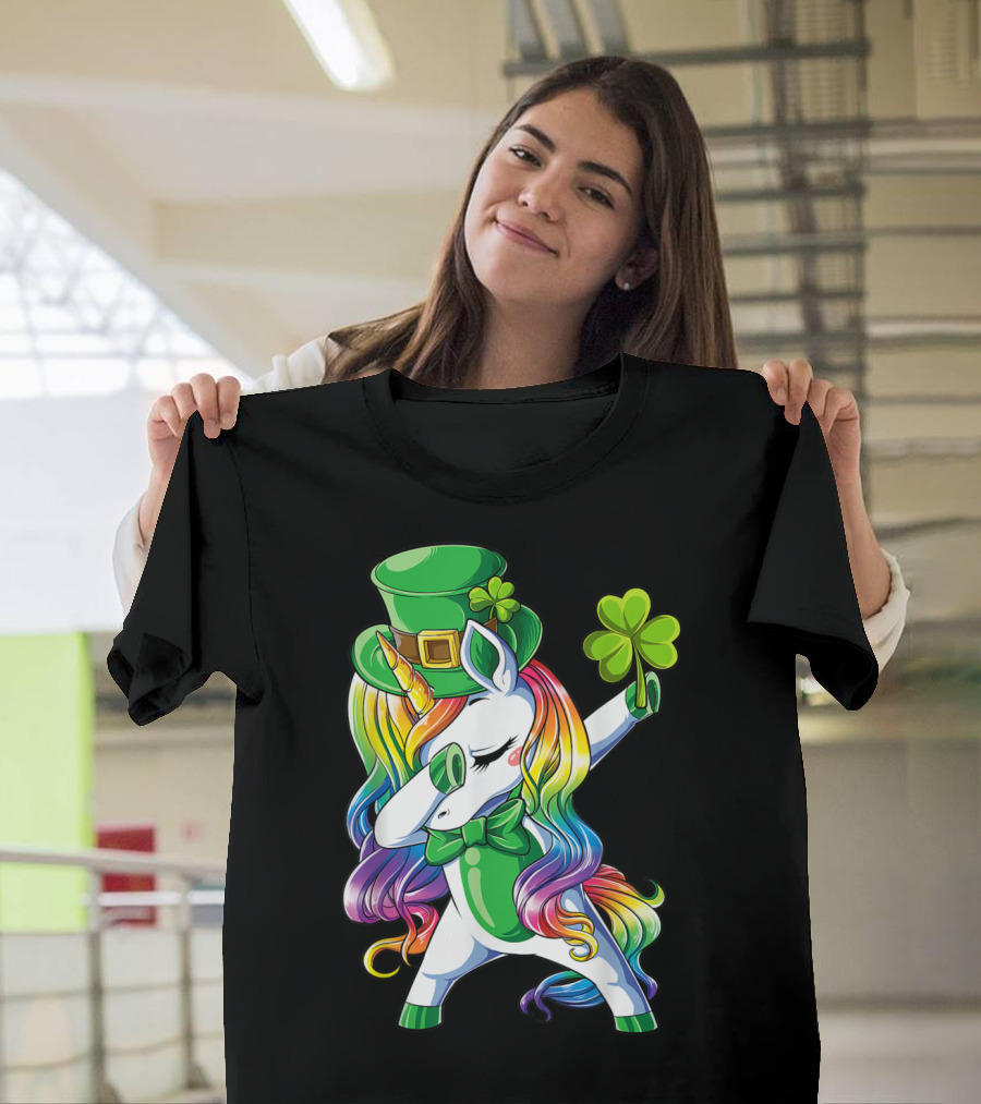 St Patricks Day Rainbow Unicorn with Shamrock and Top Hat Dabbing T-Shirt
