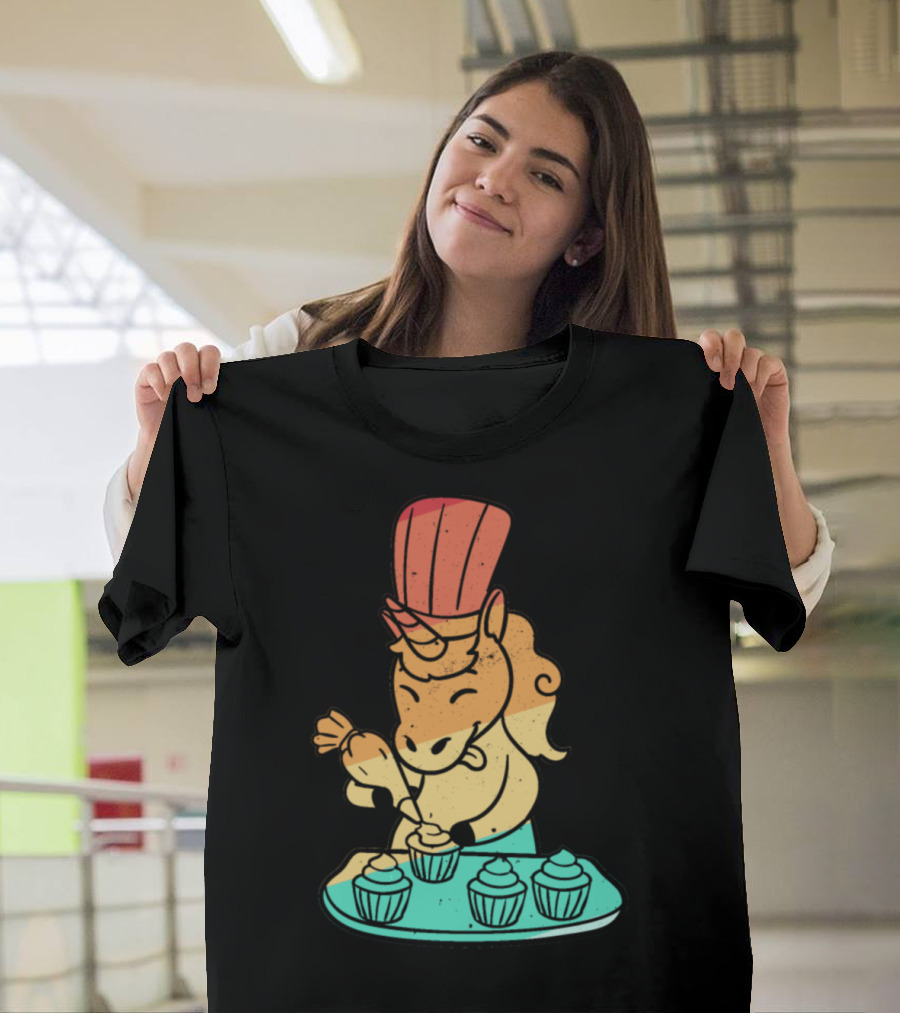 Unicorn Baker Cake Baking Retrogmima Chef Cupcakes T-Shirt