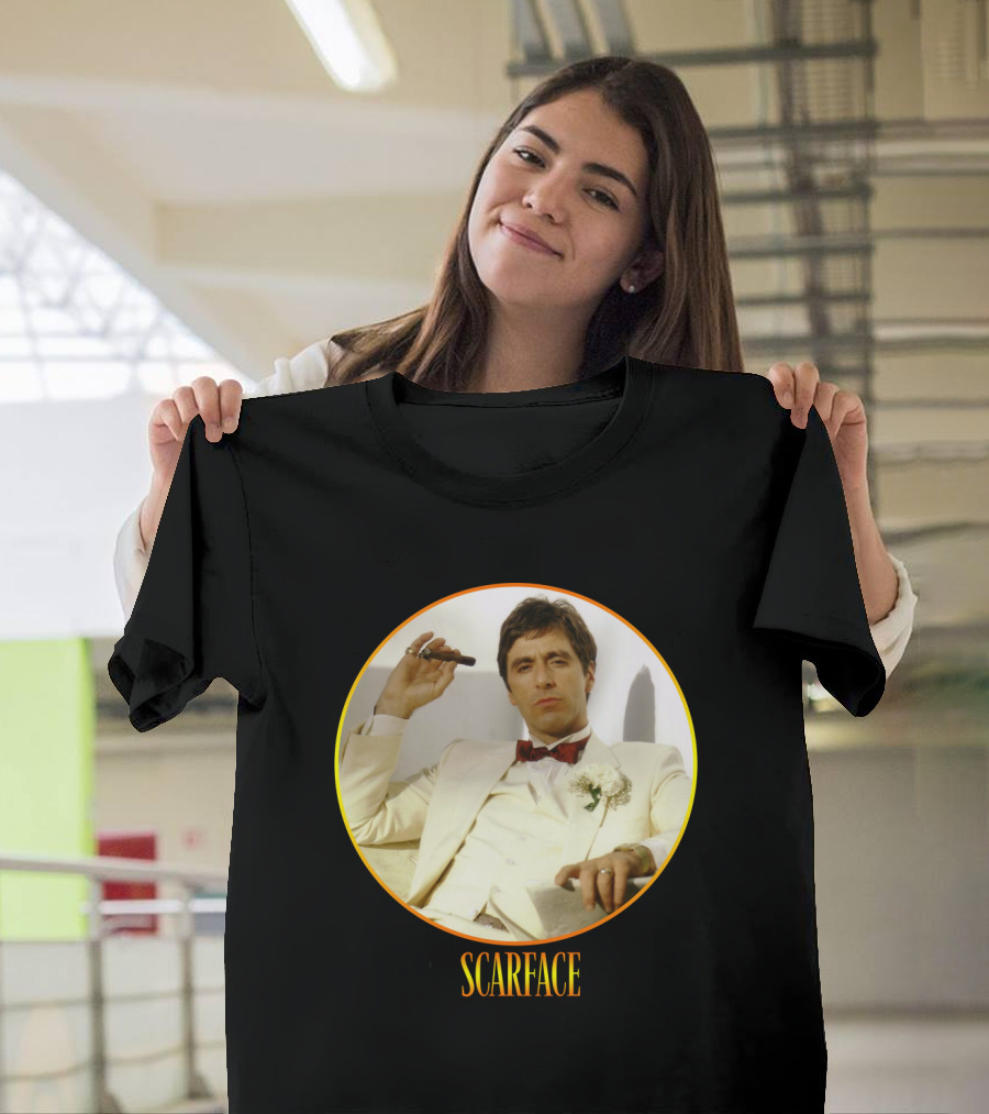 Scarface Iconic Movie Character in Circle Frame T-Shirt