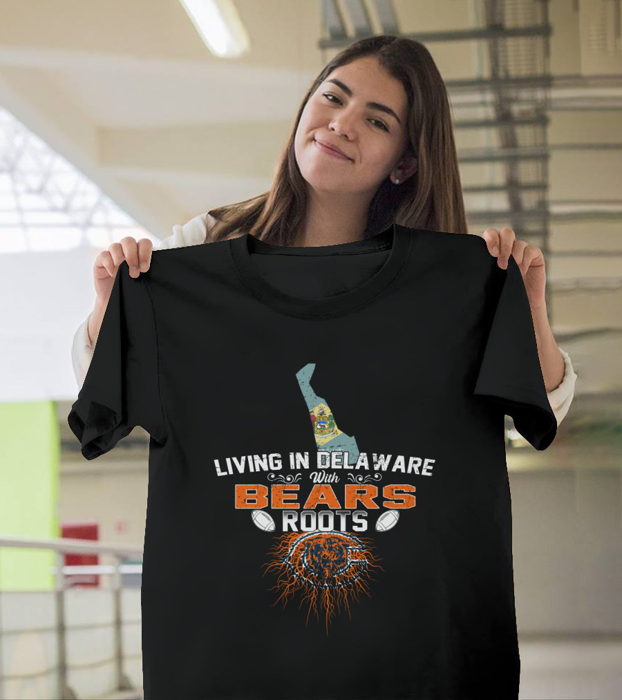Living In Delaware With Bears Roots Chicago Football Heritage Map T-Shirt