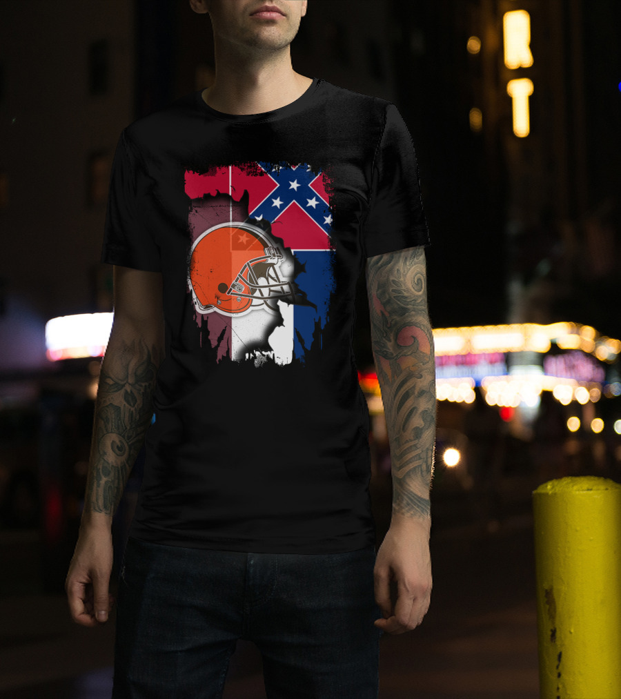 Cleveland Browns Helmet With Mississippi Flag Background T-Shirt