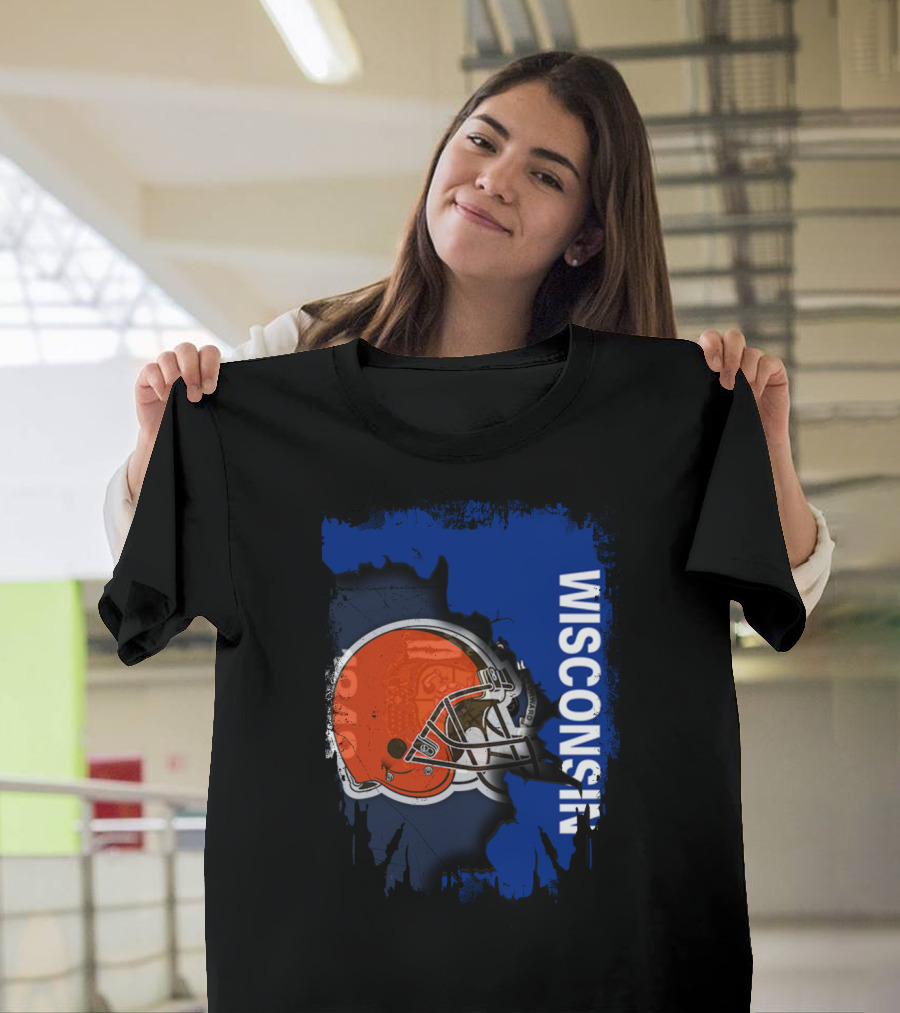 Wisconsin Football Helmet Browns T-Shirt