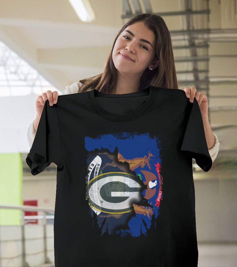 Michigan And Packers Unity With Iconic Symbol Integration T-Shirt