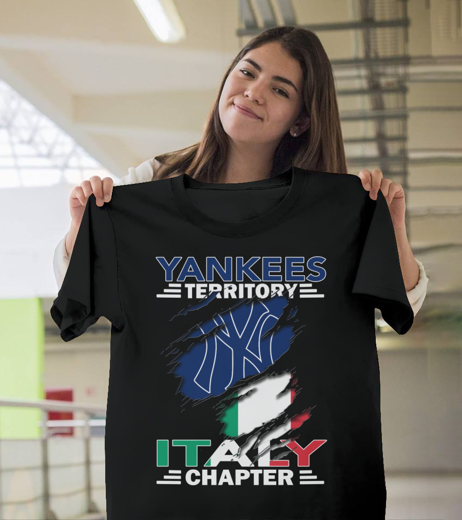 YANKEES TERRITORY ITALY CHAPTER NY LOGO ITALIAN FLAG T-Shirt
