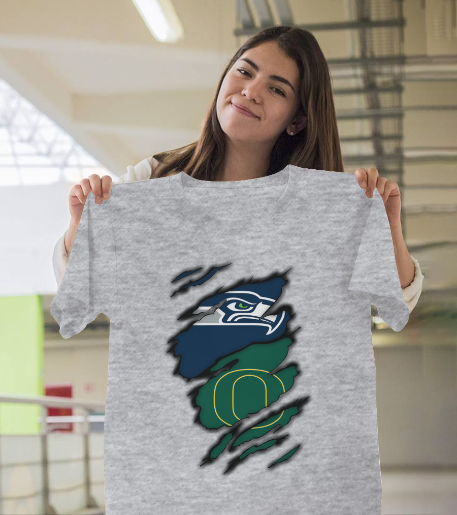 Seattle Seahawks Oregon Ducks Logo Fusion T-Shirt