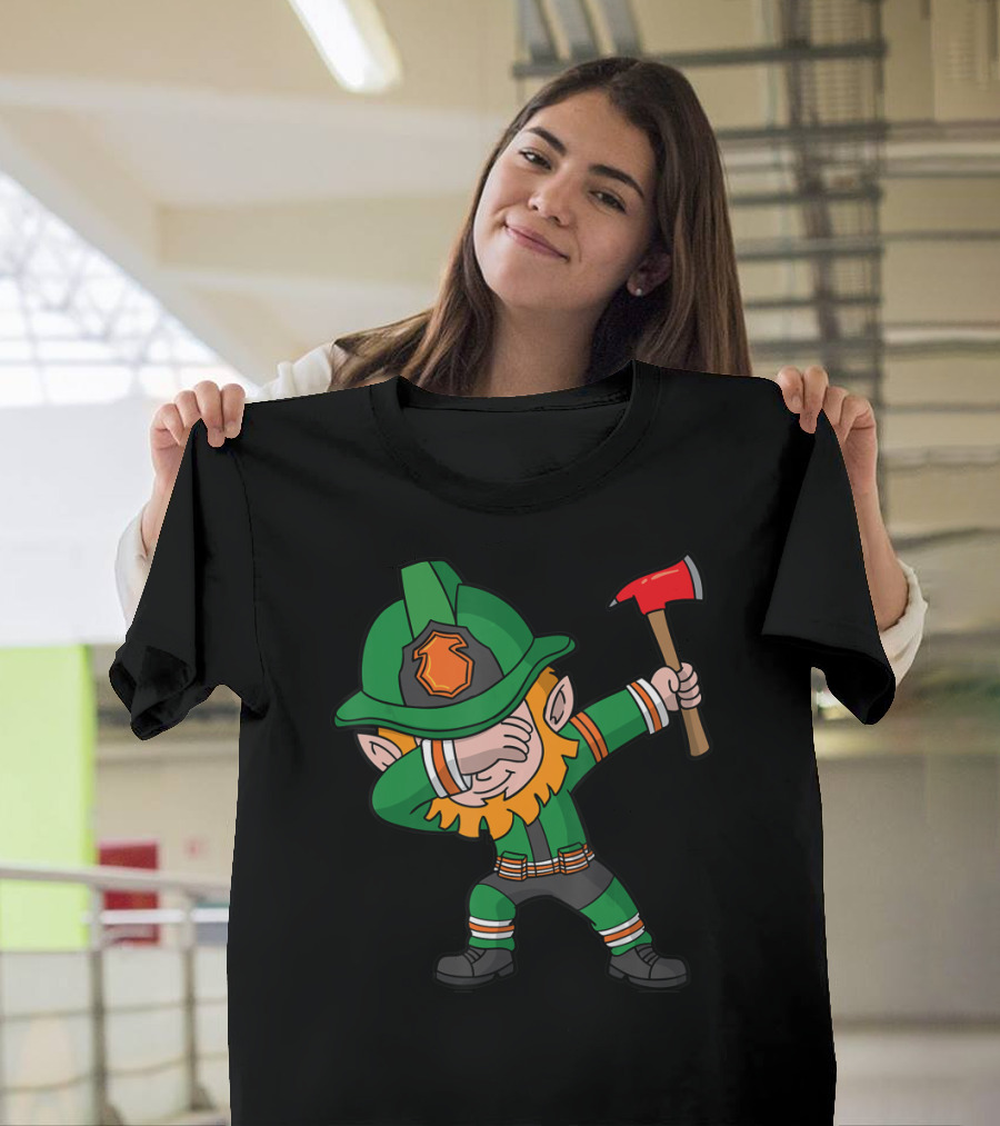 St Patricks Day Leprechaun Firefighter Dabbing With Axe T-Shirt