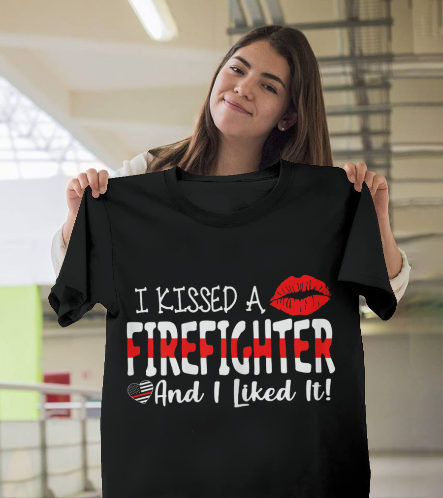I Kissed A Firefighter And I Liked It Heart Lip Print T-Shirt