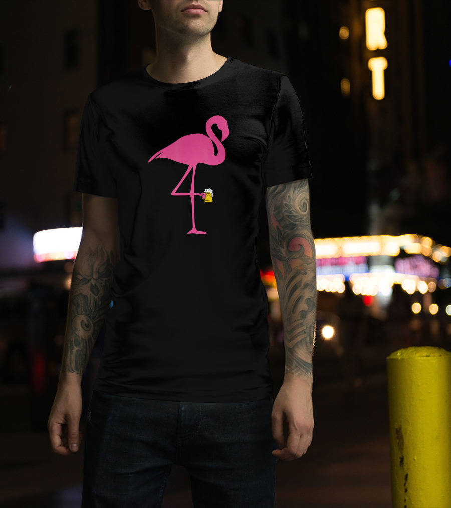 Flamingo Holding Beer Mug Lover T-Shirt