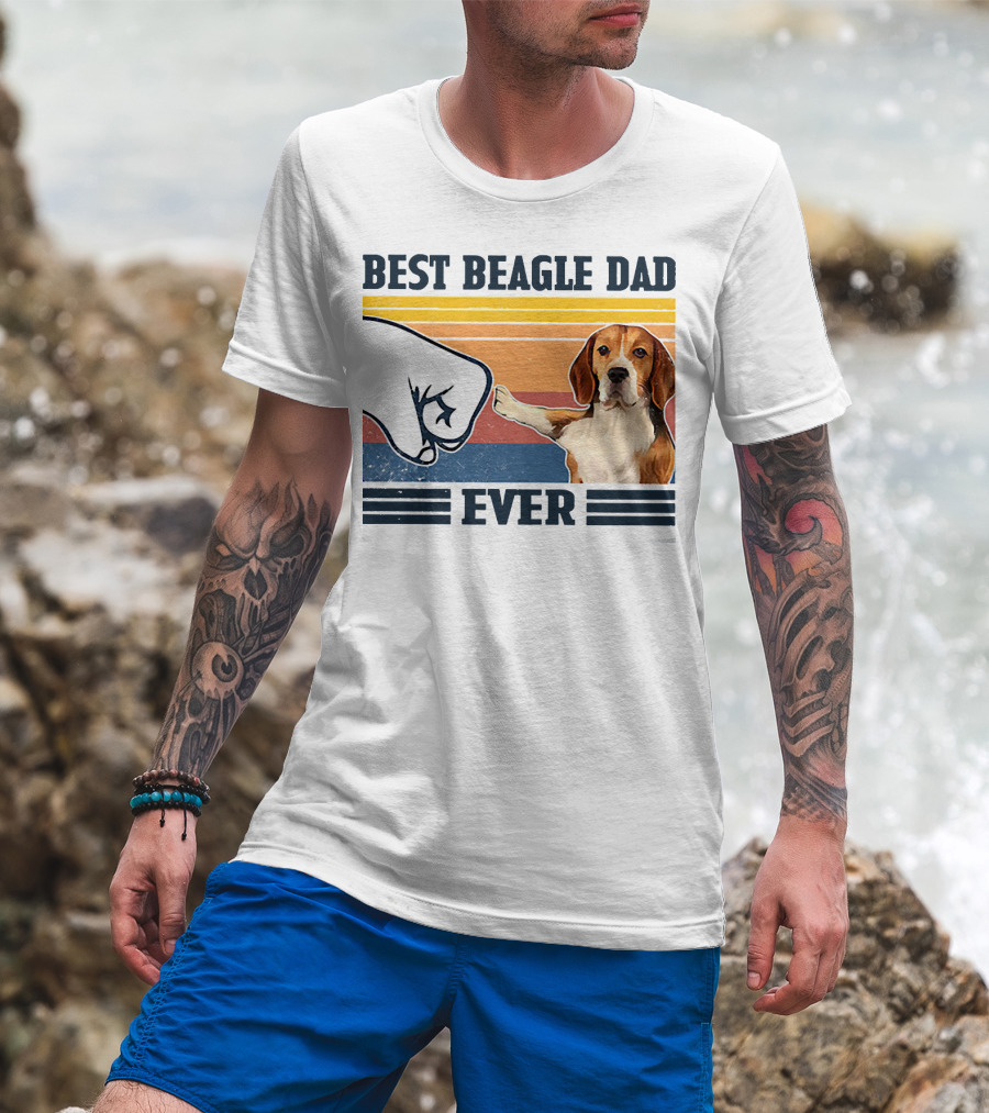 Best Beagle Dad Ever Vintage Fist Bump T-Shirt