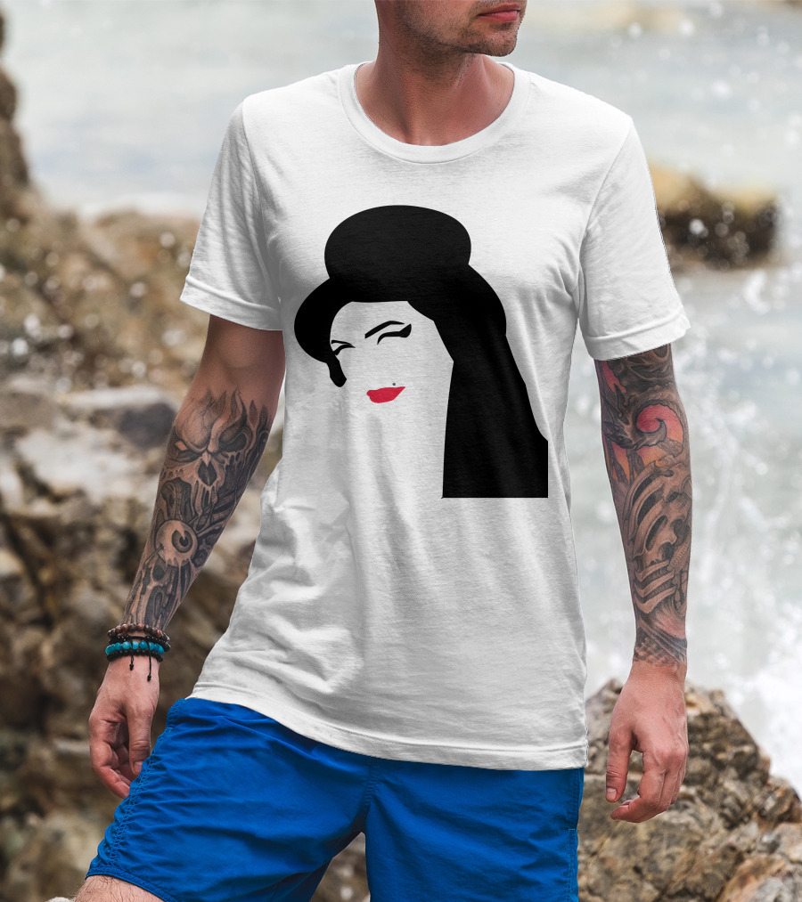 Amy Winehouse Iconic T-Shirt