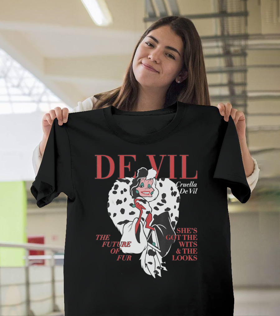 Cruella De Vil Magazine Cover The Future Of Fur She's Got The Wits And Looks Disney Villains T-Shirt