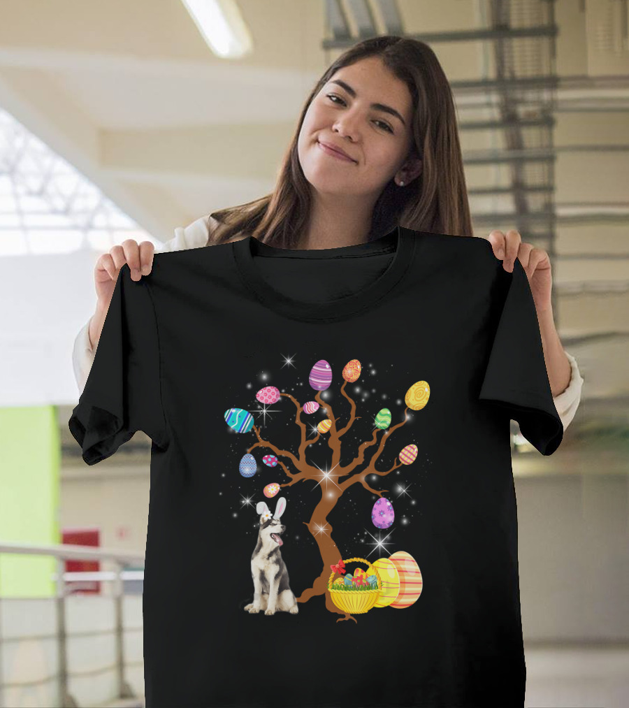 Siberian Husky Easter Egg Hunt with Basket and Tree of Colorful Eggs T-Shirt