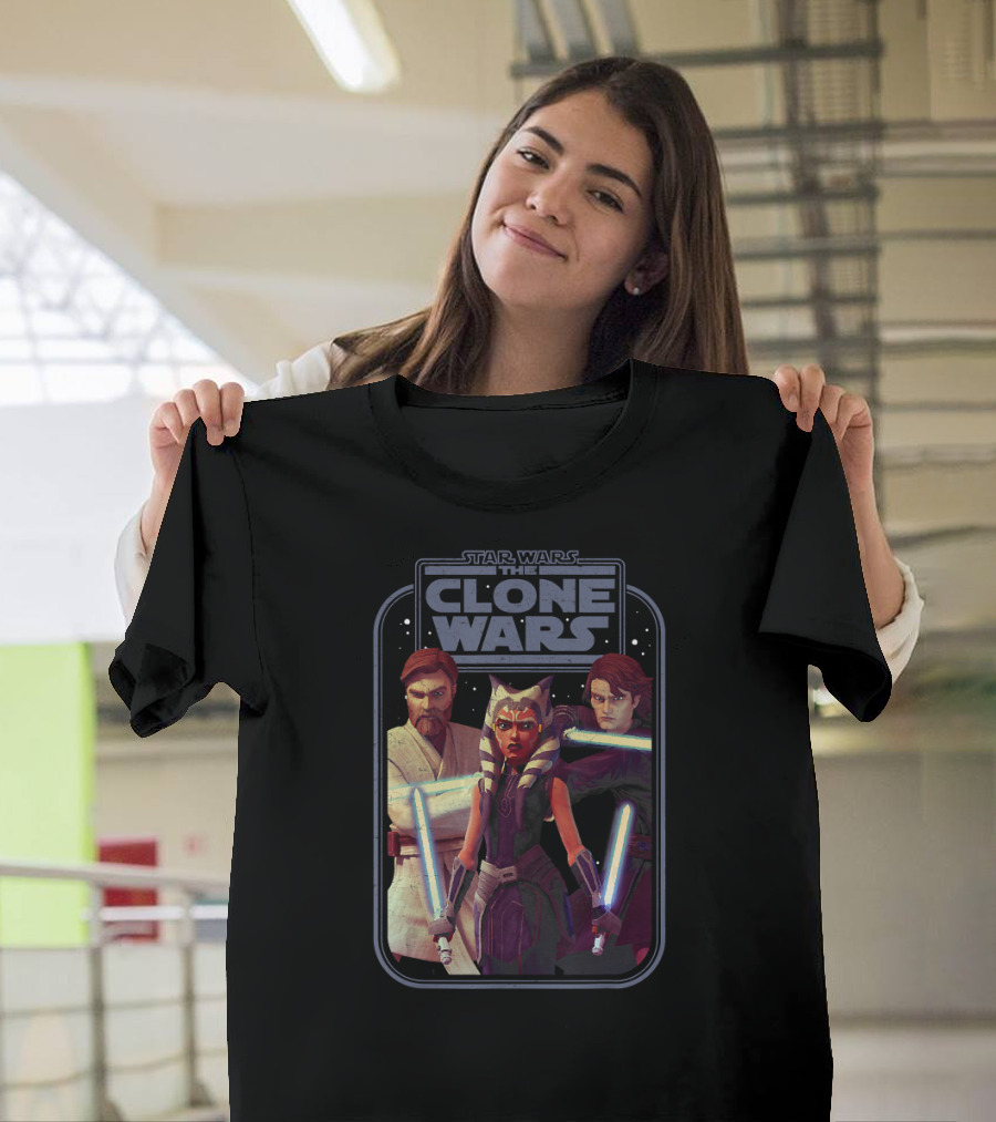 Star Wars The Clone Wars Jedi Heroes Group with Lightsabers T-Shirt