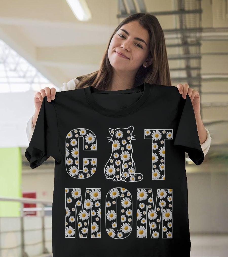 Cat Mom Daisy Floral T-Shirt