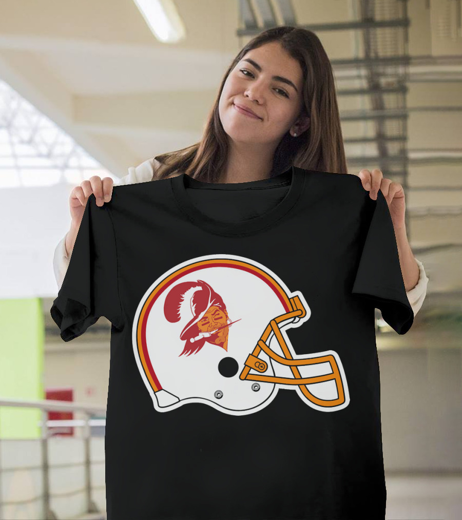 Brady Tompa Bay Buccaneers NFL Retro Helmet T-Shirt