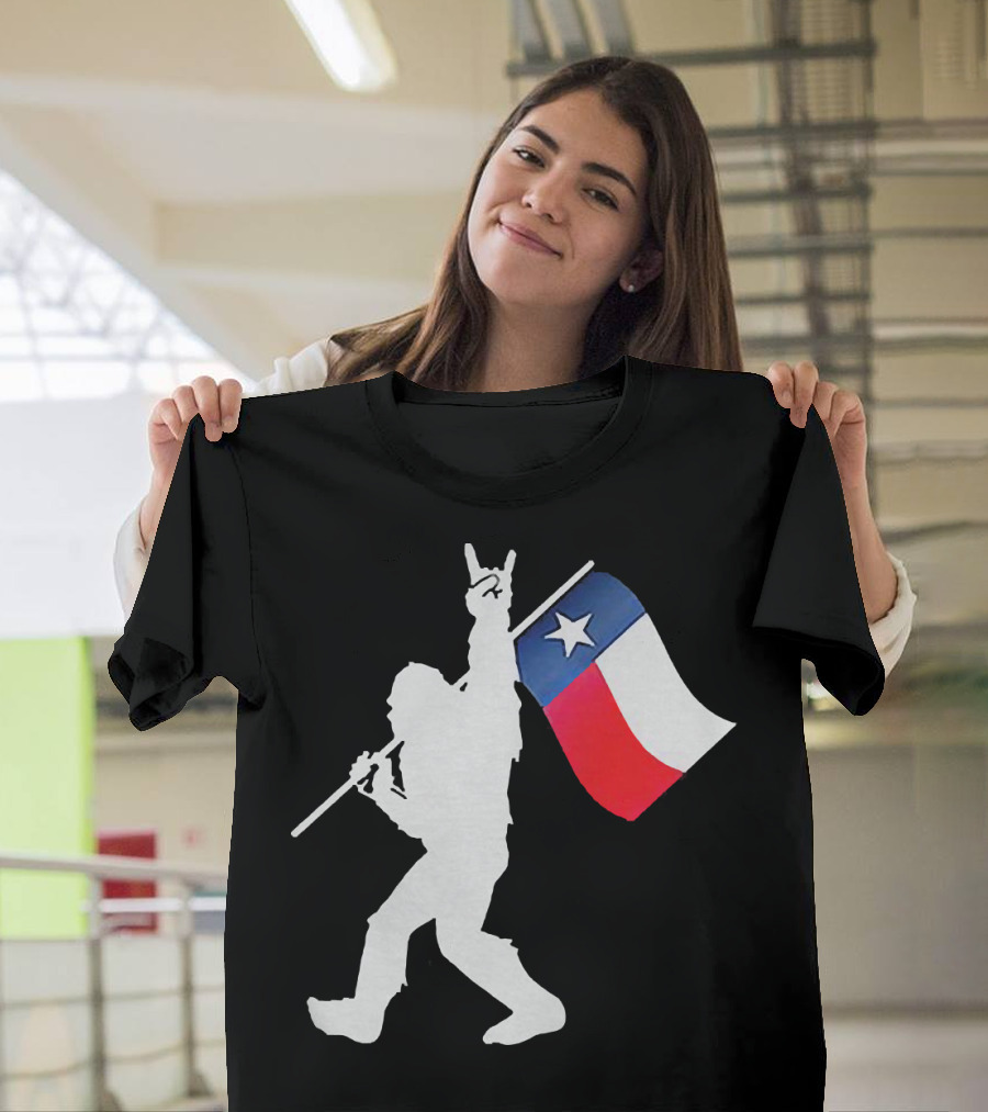 Bigfoot Holding Texas Flag Rock and Roll Salute T-Shirt