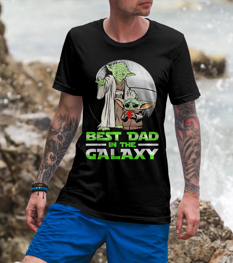 Best Dad In The Galaxy With Yoda And Baby Yoda T-Shirt