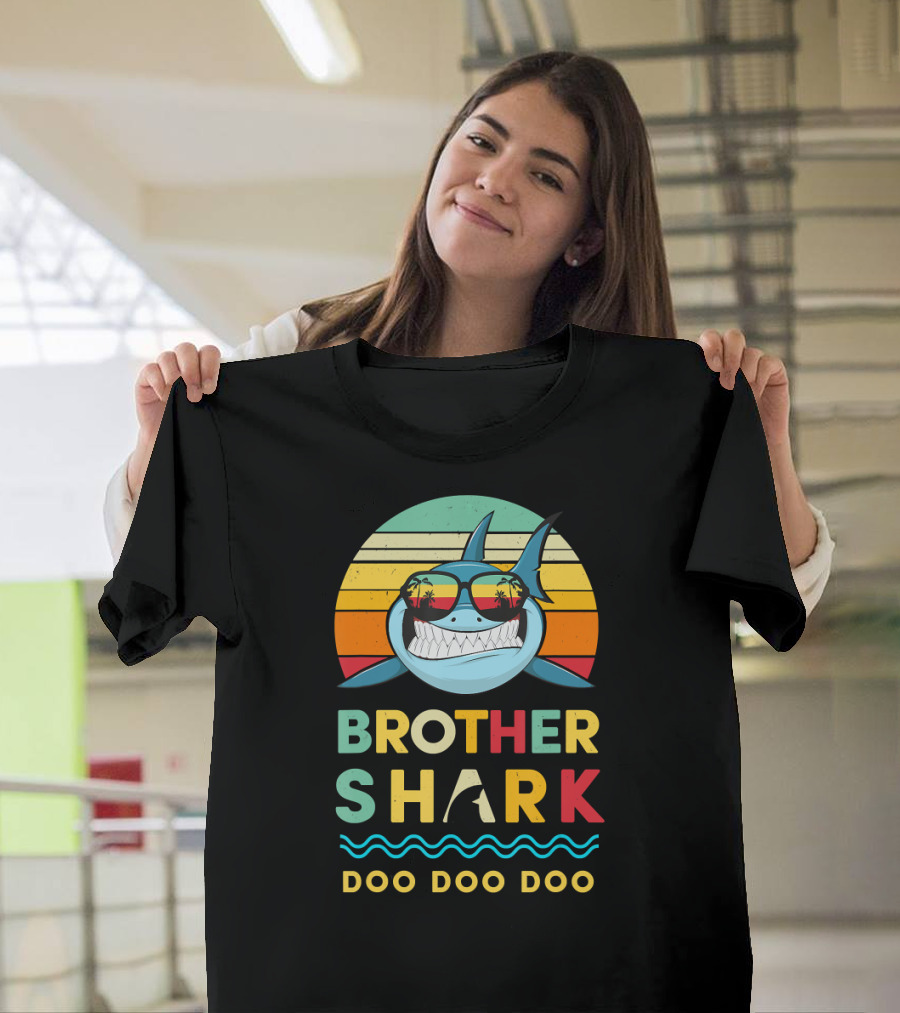 Brother Shark Doo Doo Doo Retro Sunglasses Kids Toddler T-Shirt
