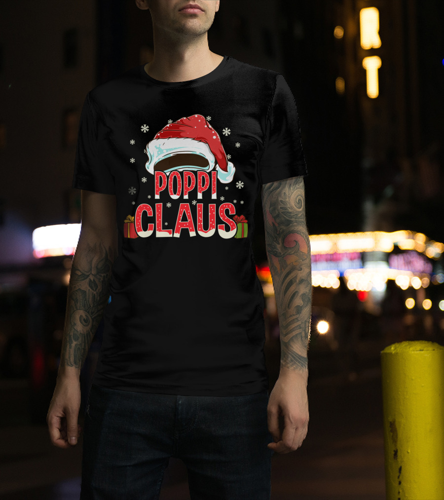 Poppi Claus Santa Hat Snowflakes Christmas Gifts T-Shirt