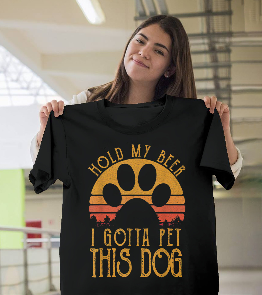 Hold My Beer I Gotta Pet This Dog Retro Vintage Paw Print Sunset T-Shirt