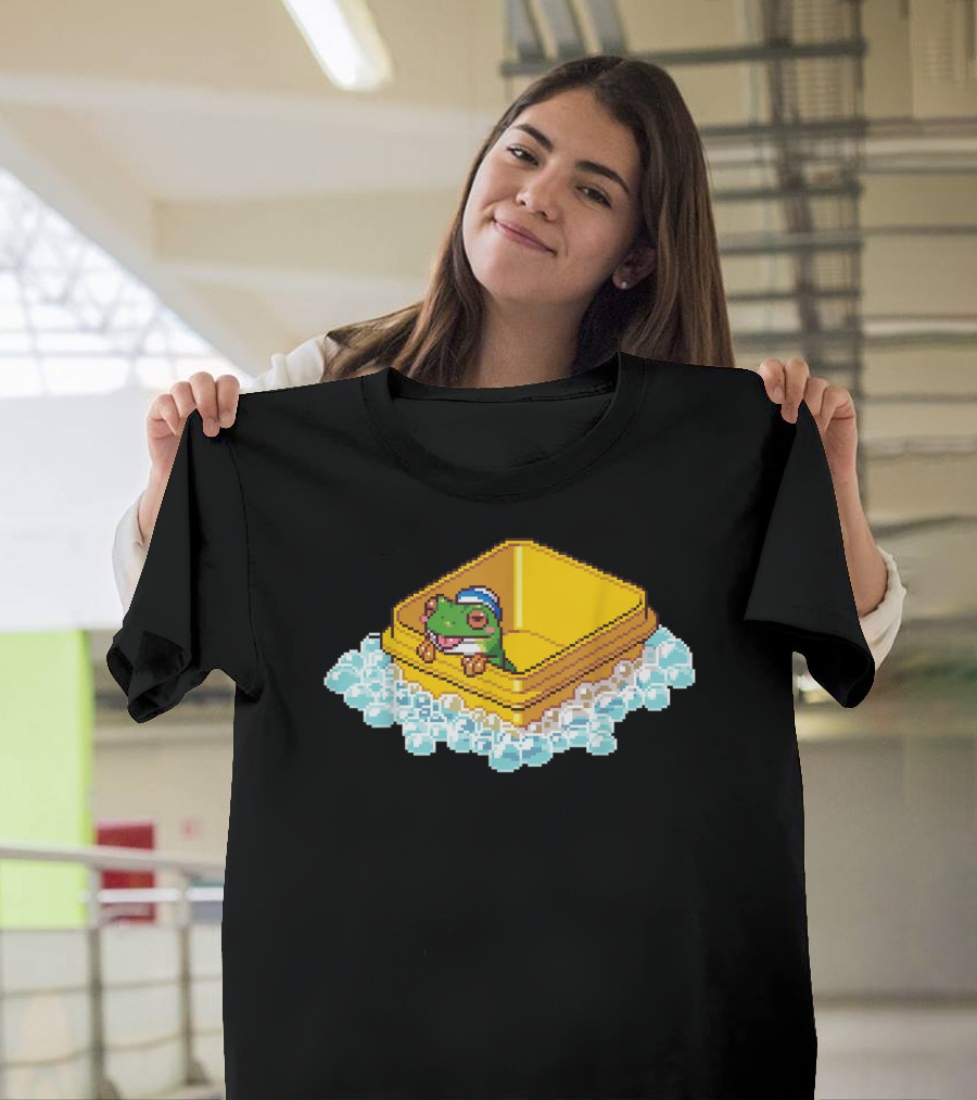 Frog Bath Bubbles Retro Pixel T-Shirt