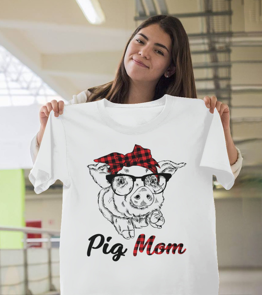 Pig Mom Piggy Outfit Mother Plaid Bow Glasses T-Shirt