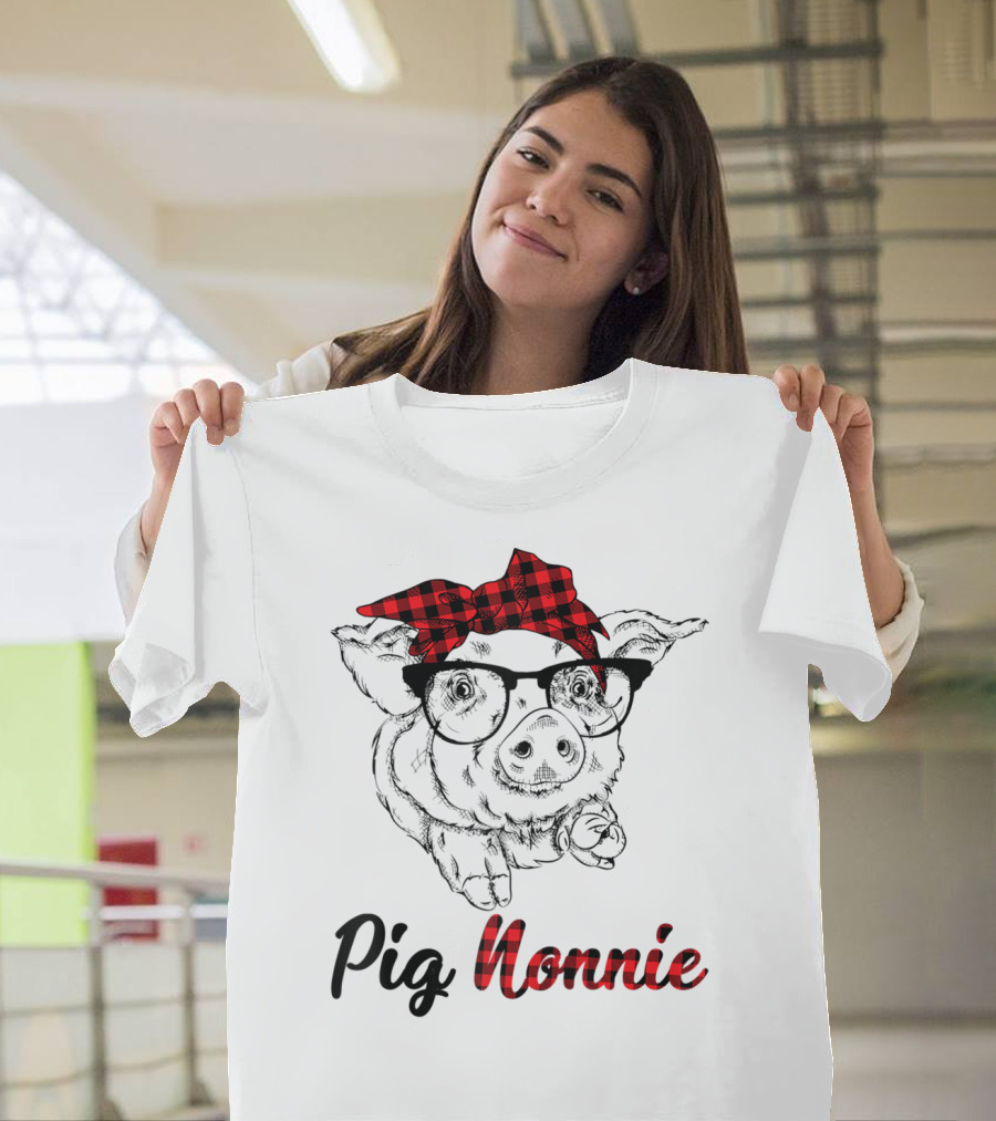 Pig Nonnie Piggy T-Shirt