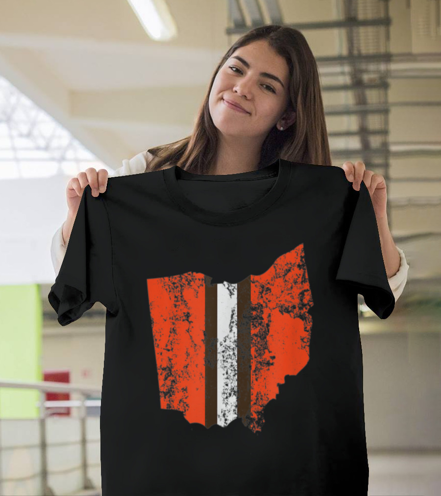 Cleveland Ohio Football Fan Stripe Weathered Vintage Map T-Shirt