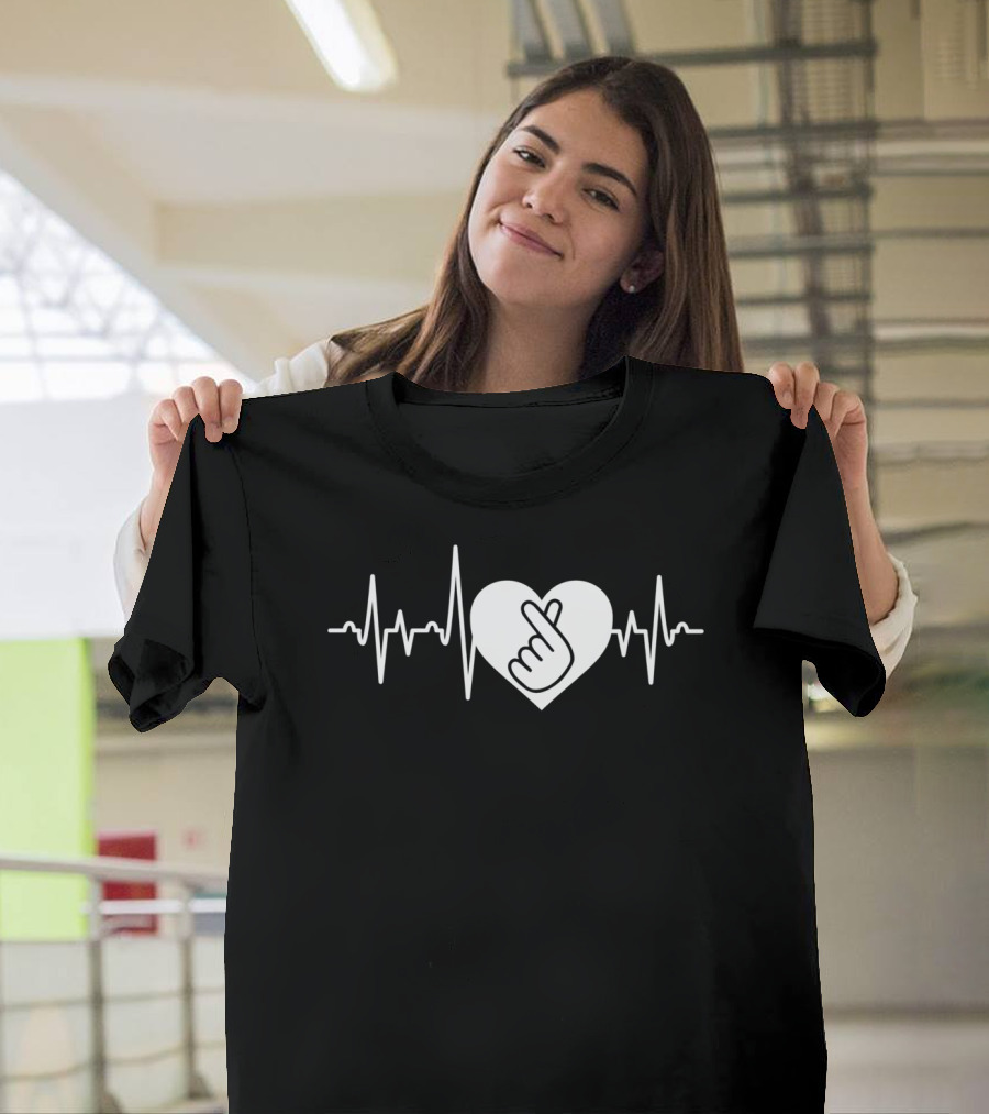 Kpop Lover Finger Heartbeat Korea Ekg T-Shirt